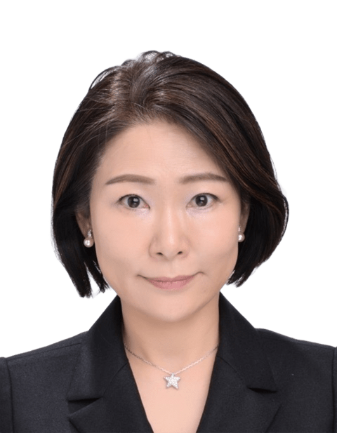 院長 河本 英恵